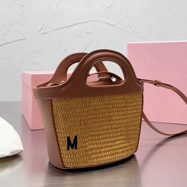 the tote bag designer bag women mini straw weaving shopping bags luxury handbag ladies fashion classic purses handbags
the tote bag designer bag women mini straw weaving shopping bags luxury handbag ladies fashion classic purses handbags