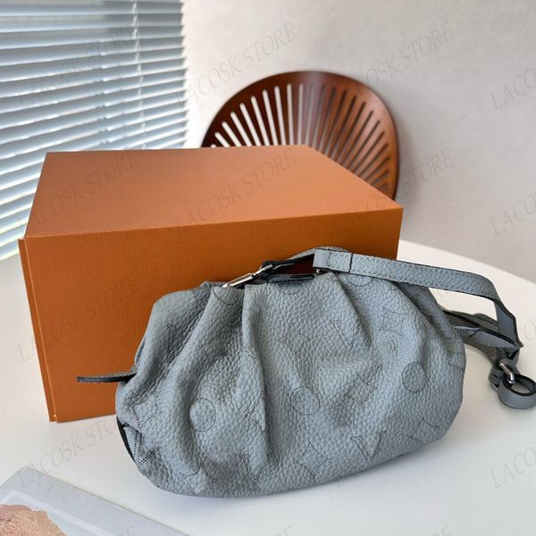 evening bags pinhole cloud shoulder evening bags ladies hollow out letter flower soft purses wallet designer womens clutch handbags with box
evening bags pinhole cloud shoulder evening bags ladies hollow out letter flower soft purses wallet designer womens clutch handbags with box