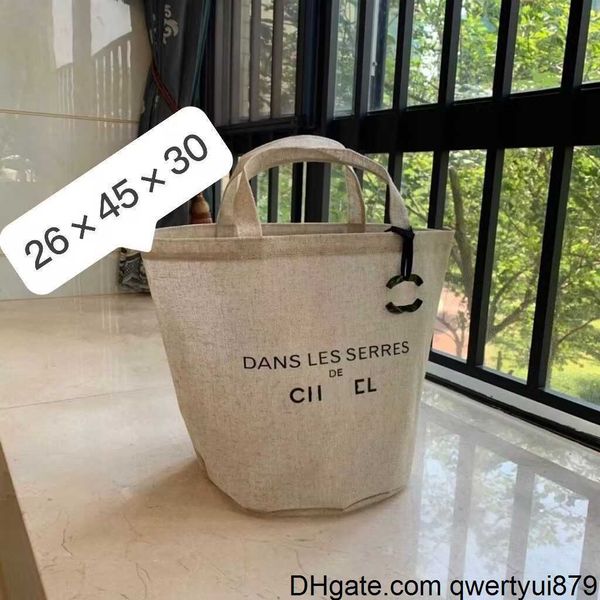 luxury designer bag tote bag womens fashion designer handbag beach bag mens handbags large shopping bag beach tote bag waterproof bucket han
luxury designer bag tote bag womens fashion designer handbag beach bag mens handbags large shopping bag beach tote bag waterproof bucket han
