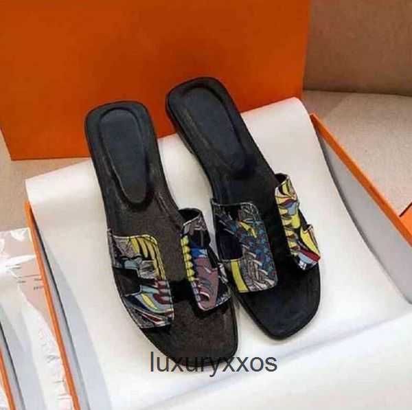 girl h slipper oran designer hermz 2023 beach sandal slippers women fashion leather flat summer letter black white brown slipper 35-42 l8ma
girl h slipper oran designer hermz 2023 beach sandal slippers women fashion leather flat summer letter black white brown slipper 35-42 l8ma
