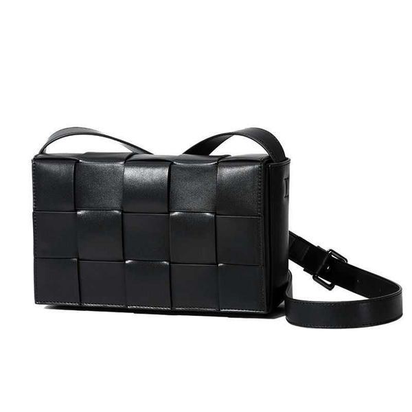 new men's woven small square bag fashion versatile and women's bag fashion brand leisure shoulder korean messenger
new men's woven small square bag fashion versatile and women's bag fashion brand leisure shoulder korean messenger