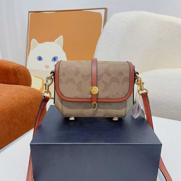 coabag shoulder bags women famous brand designer bag leather crossbody bags luxury designers handbag small tote bag clutch strap purse 22082
coabag shoulder bags women famous brand designer bag leather crossbody bags luxury designers handbag small tote bag clutch strap purse 22082