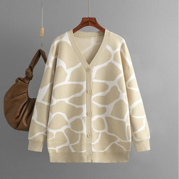 women sweater v-neck knit designer cardigan knitted loose coat letter printed sweaters thick streetwear jacket, White;black
women sweater v-neck knit designer cardigan knitted loose coat letter printed sweaters thick streetwear jacket, White;black