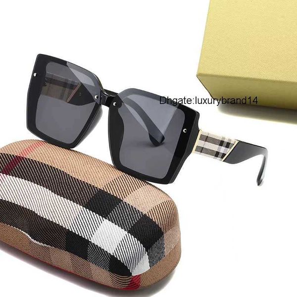 burberies burbreries five-color luxury sunglasses travel men's and women's 2602 box square framed sunglasses without, White;black
burberies burbreries five-color luxury sunglasses travel men's and women's 2602 box square framed sunglasses without, White;black