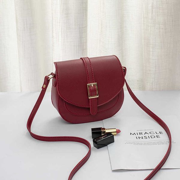 belt saddle bag women's bag new high-capacity mobile phone personality semi shaped single shoulder messenger bag gift
belt saddle bag women's bag new high-capacity mobile phone personality semi shaped single shoulder messenger bag gift