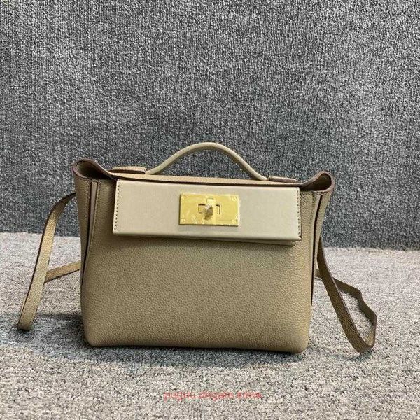 h home designer 2424 tote bags for sale premium cabbage price genuine leather womens bag version versatile cowhide womens handheld one shou
h home designer 2424 tote bags for sale premium cabbage price genuine leather womens bag version versatile cowhide womens handheld one shou