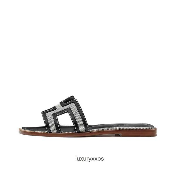 designer hermz oran oasis outing slippers 2023 sandal h for women wearing summer casual vacation beach spring festival flat bottom 5f9p
designer hermz oran oasis outing slippers 2023 sandal h for women wearing summer casual vacation beach spring festival flat bottom 5f9p