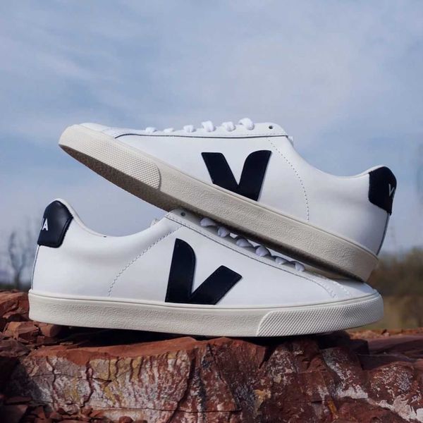 french veja v10 little white shoes couple flat bottom casual board shoes for men and women sports low lace up shoes, Black
french veja v10 little white shoes couple flat bottom casual board shoes for men and women sports low lace up shoes, Black