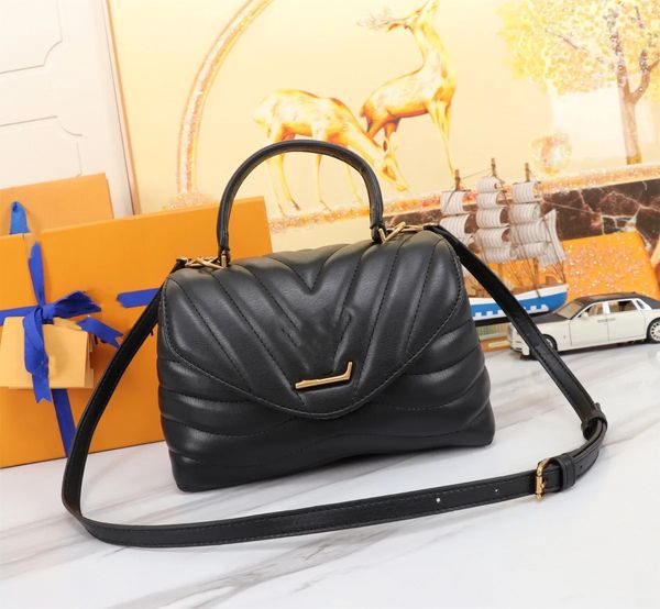 designer bag new wave chain hold me shoulder bag luxury cross body hangbags evening clutch purse messenger bags shaped quilting magnetic loc
designer bag new wave chain hold me shoulder bag luxury cross body hangbags evening clutch purse messenger bags shaped quilting magnetic loc