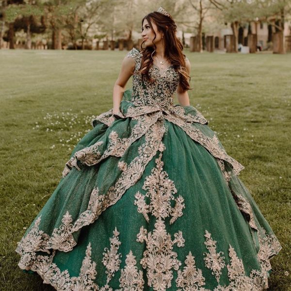 green shiny ball gown quinceanera dresses lace appliques off the shoulder vestidos de 15 anos court train puffy sweet 16 dress, Blue;red
green shiny ball gown quinceanera dresses lace appliques off the shoulder vestidos de 15 anos court train puffy sweet 16 dress, Blue;red