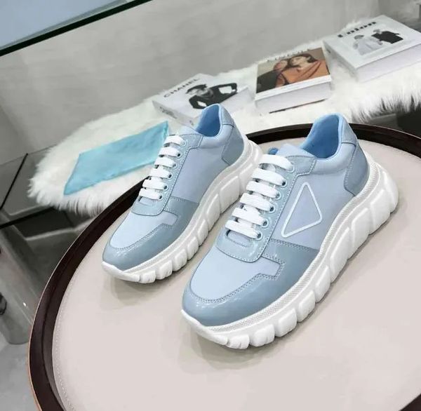 casual shoes designer women causal shoes leather sneaker outdoor running shoe 4 color size 35-41 with box, Black
casual shoes designer women causal shoes leather sneaker outdoor running shoe 4 color size 35-41 with box, Black