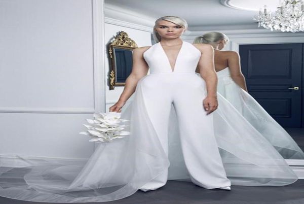 2020 new plus size wedding dresses women jumpsuits with tulle deep v neck pure white beach wedding dress back bridal gowns wd7542398
2020 new plus size wedding dresses women jumpsuits with tulle deep v neck pure white beach wedding dress back bridal gowns wd7542398
