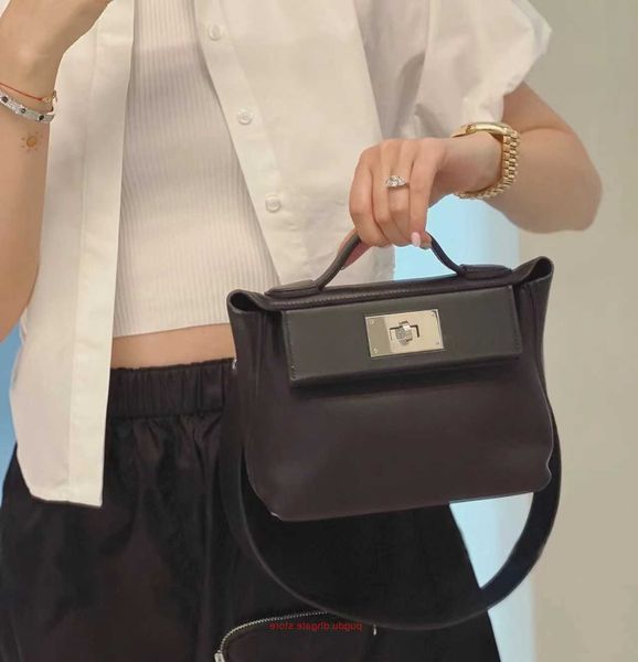 h home designer 2424 tote bags for sale leather small bag 2424mini wax line handmade evercolor spell swift cowhide women's bag messenge
h home designer 2424 tote bags for sale leather small bag 2424mini wax line handmade evercolor spell swift cowhide women's bag messenge