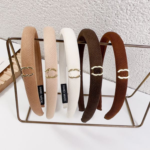 lots choose fashion designer brand letter print wide edge knotted headbands luxury turban headband hair hoop headwear accessories for women, Silver
lots choose fashion designer brand letter print wide edge knotted headbands luxury turban headband hair hoop headwear accessories for women, Silver