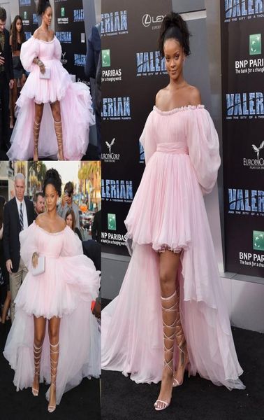 rihanna pink high low prom celebrity red carpet dresses with puffy sleeve 2020 off shoulder fairy tiered skirt evening wear dress7550826, Black
rihanna pink high low prom celebrity red carpet dresses with puffy sleeve 2020 off shoulder fairy tiered skirt evening wear dress7550826, Black