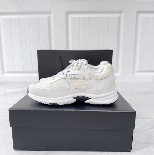 7a 2023 early spring new designer casual fashion channel sneakers womens luxury lace-up sports shoe new trainers classic sneaker ccity fjksj, Black
7a 2023 early spring new designer casual fashion channel sneakers womens luxury lace-up sports shoe new trainers classic sneaker ccity fjksj, Black