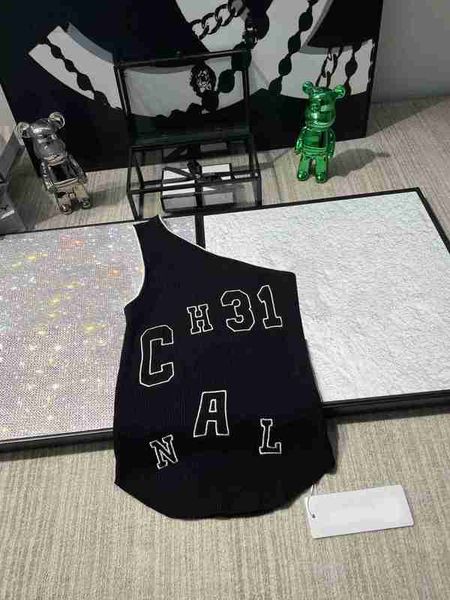 

women's t-shirt designer 2023 fashion design one shoulder cropped tanks women summer sleeveless embroidery pattern elastic slim crop r, White