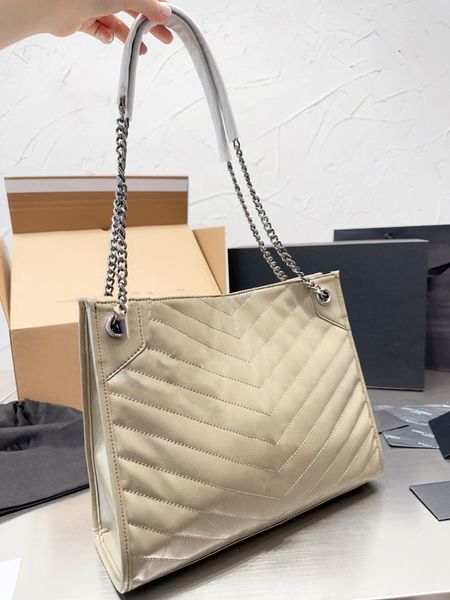 designer women's evening bags temperament lady's leather clutch simple handbag 2023 tote ladies designers fashion letter bag
designer women's evening bags temperament lady's leather clutch simple handbag 2023 tote ladies designers fashion letter bag