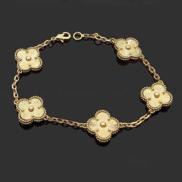charm bracelets luxury designer link chain bracelet four-leaf cleef clover womens fashion 18k gold bracelets jewelry u6 16xw9, Golden;silver
charm bracelets luxury designer link chain bracelet four-leaf cleef clover womens fashion 18k gold bracelets jewelry u6 16xw9, Golden;silver