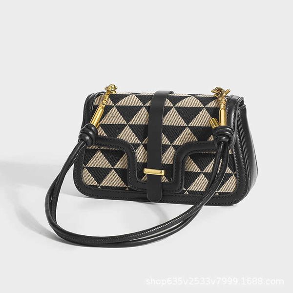 new design chessboard checkerboard shoulder crossbody underarm bag women's saddle bag
new design chessboard checkerboard shoulder crossbody underarm bag women's saddle bag