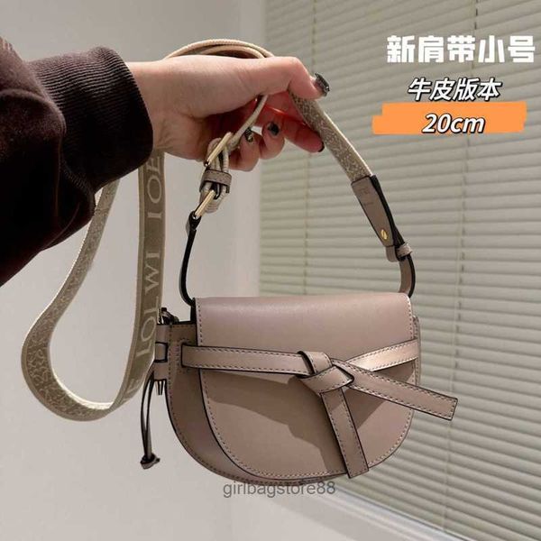 bow girl bag designer mini bags loewsbag lady shoulder summer spain gate strap saddle embroidered wide cross body large capacity one dumplin
bow girl bag designer mini bags loewsbag lady shoulder summer spain gate strap saddle embroidered wide cross body large capacity one dumplin