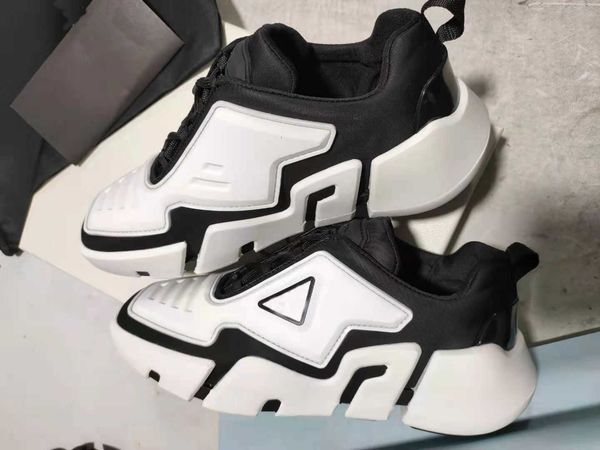 casual shoes fashion fabric lining polyester laces 40 mm women shoes rubber sole with a modernist line details in relief three-dimensional b, Black
casual shoes fashion fabric lining polyester laces 40 mm women shoes rubber sole with a modernist line details in relief three-dimensional b, Black