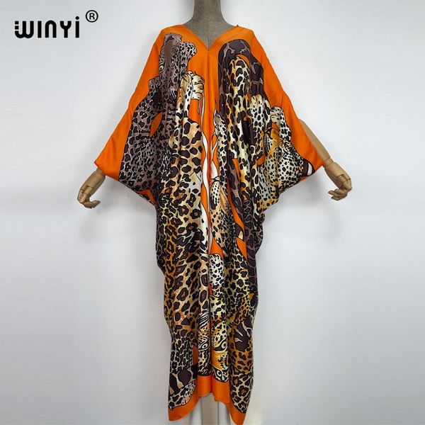 swimwear 2022 winyi new fashion bohemian vneck floral europea for lady size loose batwing holiday beach cover up party kaftan dress, White;black
swimwear 2022 winyi new fashion bohemian vneck floral europea for lady size loose batwing holiday beach cover up party kaftan dress, White;black