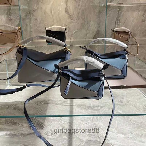 geometric popular designer women's puzzle star spain family bags summer girl leather loewsbag style lady bag handheld spliced commuter
geometric popular designer women's puzzle star spain family bags summer girl leather loewsbag style lady bag handheld spliced commuter
