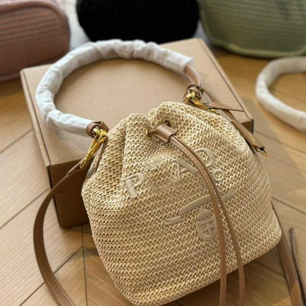 rafia bag designer bags bucket p's crossbody new grass woven portable beachbag shoulderbag men women totebag ing
rafia bag designer bags bucket p's crossbody new grass woven portable beachbag shoulderbag men women totebag ing