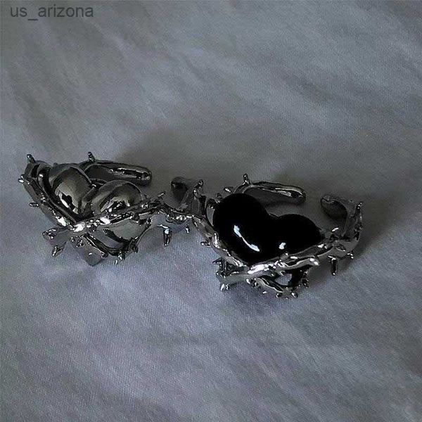 2022 new fashion creative punk gothic thorns love heart rings vintage open rings for women party jewelry engagement wedding gift l230620, Silver
2022 new fashion creative punk gothic thorns love heart rings vintage open rings for women party jewelry engagement wedding gift l230620, Silver