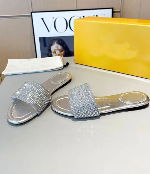 casual shoes everyday wear women signatur slide sandals slip on crystal embroidery flats summer luxury flip flops lady sandalias eu35-43 ori, Black
casual shoes everyday wear women signatur slide sandals slip on crystal embroidery flats summer luxury flip flops lady sandalias eu35-43 ori, Black