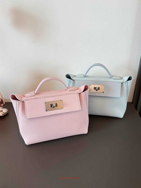 h home designer 2424 tote bags for sale leather cowhide 2424 mini bag premium versatile saddle bag female pink handheld shoulder messenger b
h home designer 2424 tote bags for sale leather cowhide 2424 mini bag premium versatile saddle bag female pink handheld shoulder messenger b