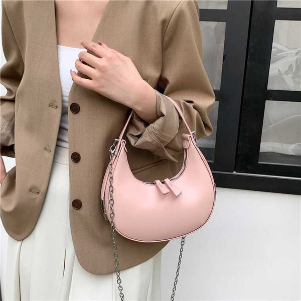 new chain crescent bag underarm bag half moon bag shoulder portable women's bag
new chain crescent bag underarm bag half moon bag shoulder portable women's bag