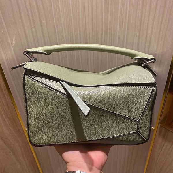 bag 2023 designer loevve evening bags saddle handbag embroidery canvas female handbags underarm 87p7
bag 2023 designer loevve evening bags saddle handbag embroidery canvas female handbags underarm 87p7