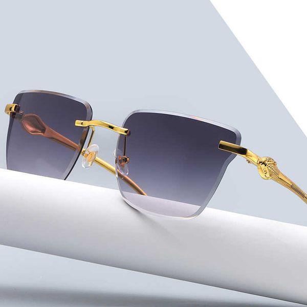 2021 new cat's eye leopard head hip hop sunglasses popular in the street, White;black
2021 new cat's eye leopard head hip hop sunglasses popular in the street, White;black