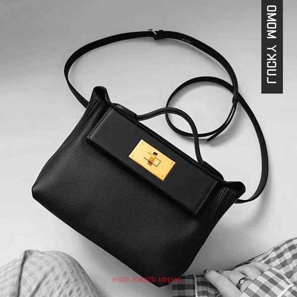 h home designer 2424 tote bags for sale women 2023 new litchi pattern dumpling bag single shoulder crossbody bag women 2424 bag mini wing ba
h home designer 2424 tote bags for sale women 2023 new litchi pattern dumpling bag single shoulder crossbody bag women 2424 bag mini wing ba