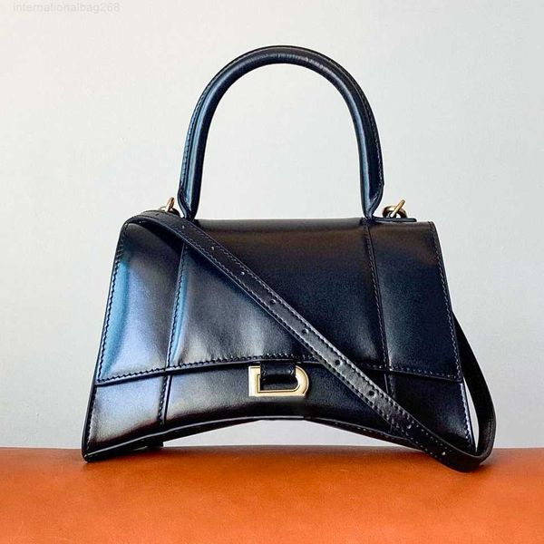 classic hourglass clutch crossbody bags women's mens with shoulder strap luxury genuine leather designer crocodile pattern handbag chai
classic hourglass clutch crossbody bags women's mens with shoulder strap luxury genuine leather designer crocodile pattern handbag chai