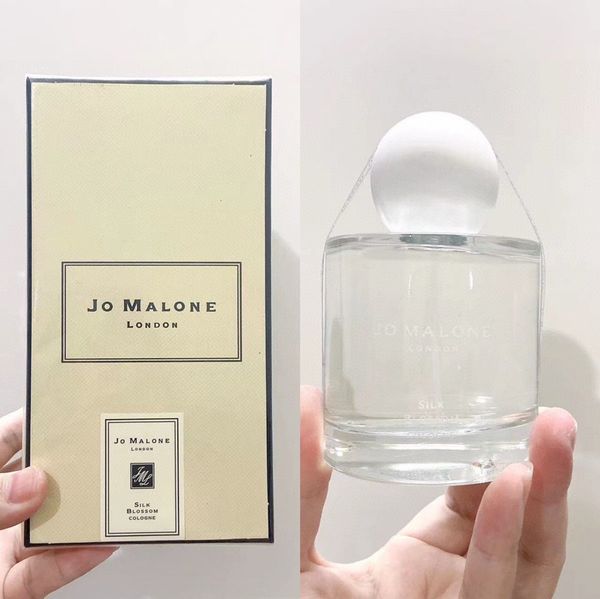 100ml jo malone perfume moonlight cherry blossom fragrance diffuses, and there are many styles to choose from, supporting customization
100ml jo malone perfume moonlight cherry blossom fragrance diffuses, and there are many styles to choose from, supporting customization