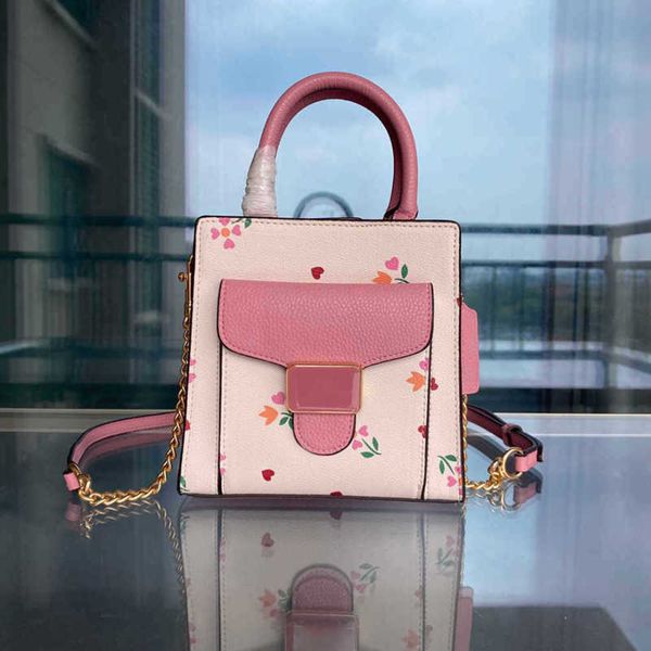 coabag pink tote bag luxurys totes leather designer bag womens designer-handbag ladies c letter purse fashion small crossbody bags wallet 23
coabag pink tote bag luxurys totes leather designer bag womens designer-handbag ladies c letter purse fashion small crossbody bags wallet 23