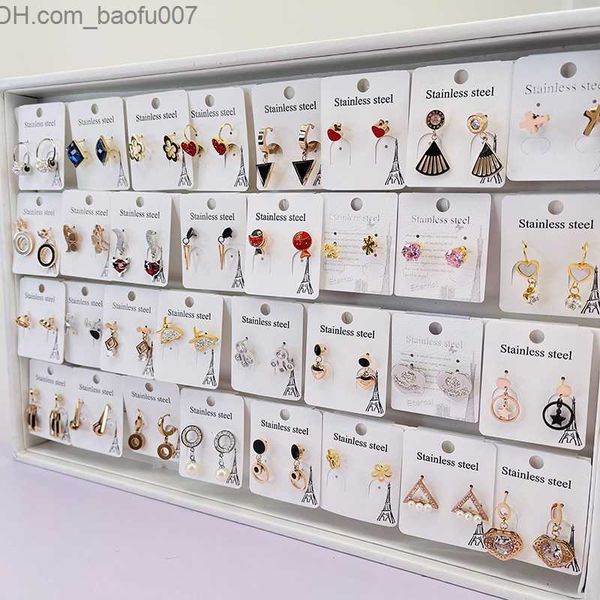 charm 20 pairs/batch of 316l stainless steel fashion jewelry wholesale yiwu women's stud earring design z230706, Golden
charm 20 pairs/batch of 316l stainless steel fashion jewelry wholesale yiwu women's stud earring design z230706, Golden