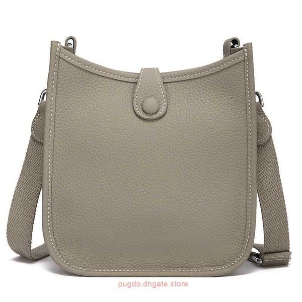 evelynnss h home designer tote bags 2023 new layer cowhide litchi pattern one shoulder croevelynnssbody bag letter genuine leather hollow ou
evelynnss h home designer tote bags 2023 new layer cowhide litchi pattern one shoulder croevelynnssbody bag letter genuine leather hollow ou