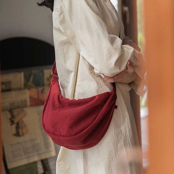u family nylon canvas bag women's new fashion dumpling bag saddle bag ins crossbody bag
u family nylon canvas bag women's new fashion dumpling bag saddle bag ins crossbody bag