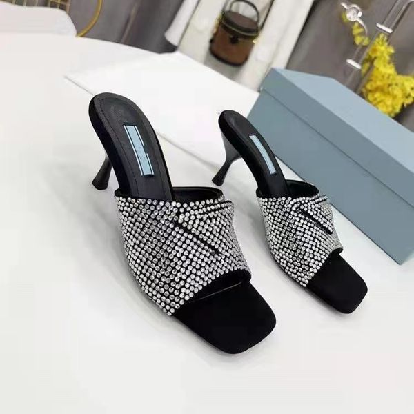 p sandals triangle logo gauze rhinestone decorative calico ladies dress shoes luxury designer smooth leather heel low heel elegant, Black
p sandals triangle logo gauze rhinestone decorative calico ladies dress shoes luxury designer smooth leather heel low heel elegant, Black