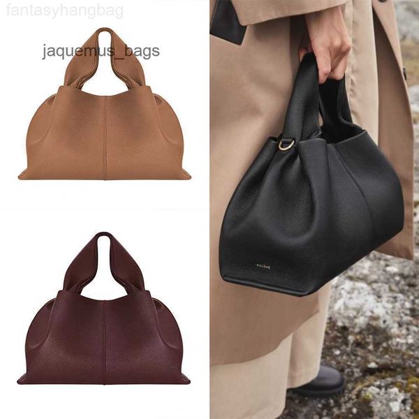 numero neuf tote bag full-grain textured leather totes designer handbag women closes with magnetic flap luxury large capacity polene
numero neuf tote bag full-grain textured leather totes designer handbag women closes with magnetic flap luxury large capacity polene