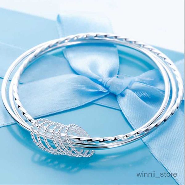 charm bracelets new fashion charms silver color charm 6cm circle bangle bracelets for women wedding jewelry christmas gifts r230705, Golden;silver
charm bracelets new fashion charms silver color charm 6cm circle bangle bracelets for women wedding jewelry christmas gifts r230705, Golden;silver