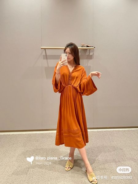 women's designer dresses wonder land brand tag silk street style luxury brand the dancer courreges anagram wonderland beach bohemian ho, Black;pink
women's designer dresses wonder land brand tag silk street style luxury brand the dancer courreges anagram wonderland beach bohemian ho, Black;pink