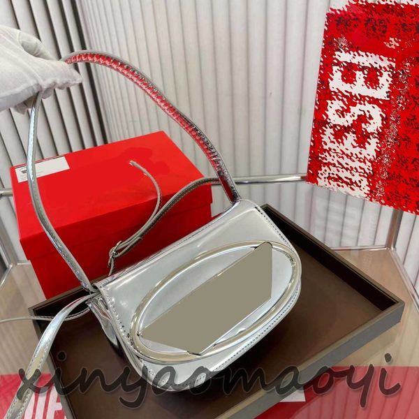designer bag fashion strap handbag plaid handbag ladies luxury dinner bag a variety of material patterns v104208 silver reflective fabric
designer bag fashion strap handbag plaid handbag ladies luxury dinner bag a variety of material patterns v104208 silver reflective fabric