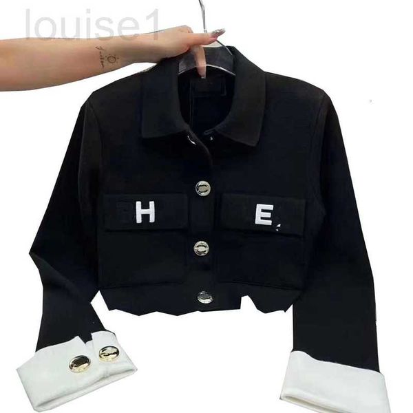 women's jackets designer newdesigner lapel polo fashion chest pocket alphabet embroidery printed metal buckle knitted long-sleeved card, Black;brown
women's jackets designer newdesigner lapel polo fashion chest pocket alphabet embroidery printed metal buckle knitted long-sleeved card, Black;brown