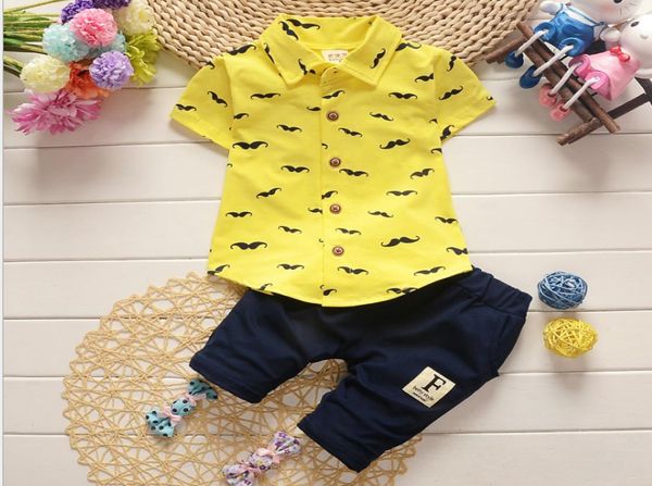 2017 summer baby boys clothes suits gentleman style kids lovely beard lapel shirtpants 2 pcs infant casual suits children sets1055003, White
2017 summer baby boys clothes suits gentleman style kids lovely beard lapel shirtpants 2 pcs infant casual suits children sets1055003, White