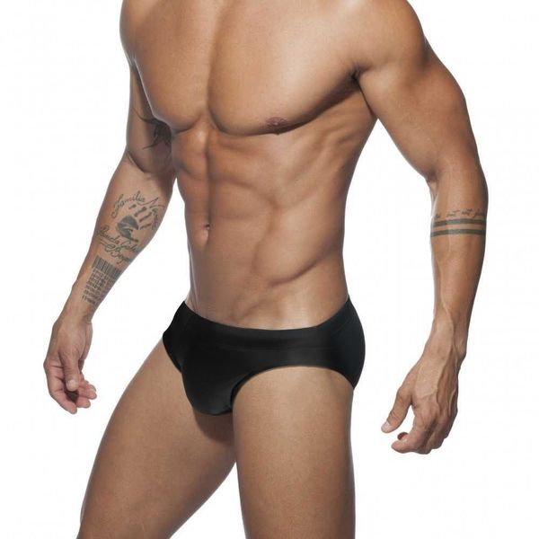 men's swimwear men's ultra low rise swimsuit nylon quick drying bag cushion summer sports beach surfing suitcase 230705
men's swimwear men's ultra low rise swimsuit nylon quick drying bag cushion summer sports beach surfing suitcase 230705